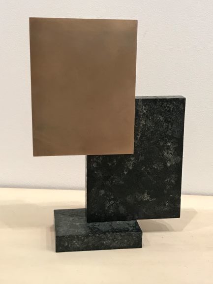 EA ST Verde ed20 25 2018 27x19x85cmBronze and german granite WEB 1 1 rotated 2 Pigment Gallery Galería de Arte en Barcelona Enrique Asensi